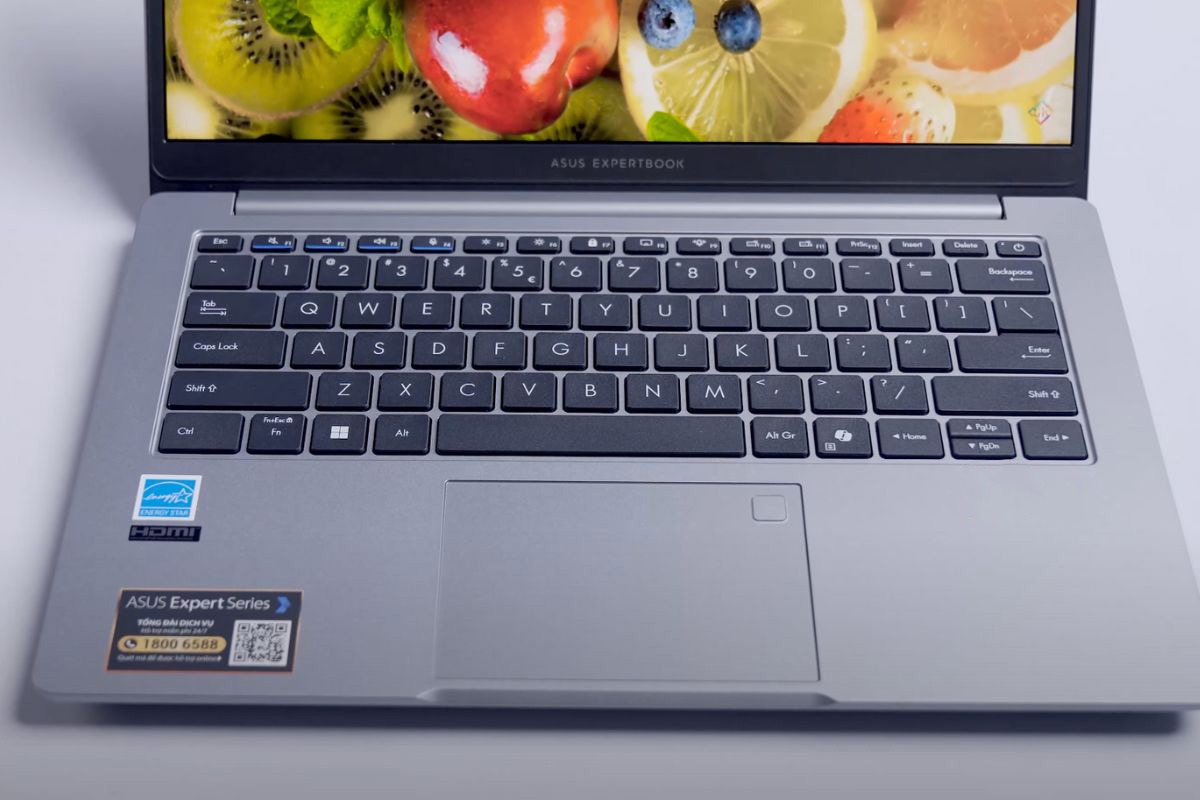 Trải nghiệm bàn phím và touchpad trên ASUS ExpertBook P5 (P5405)