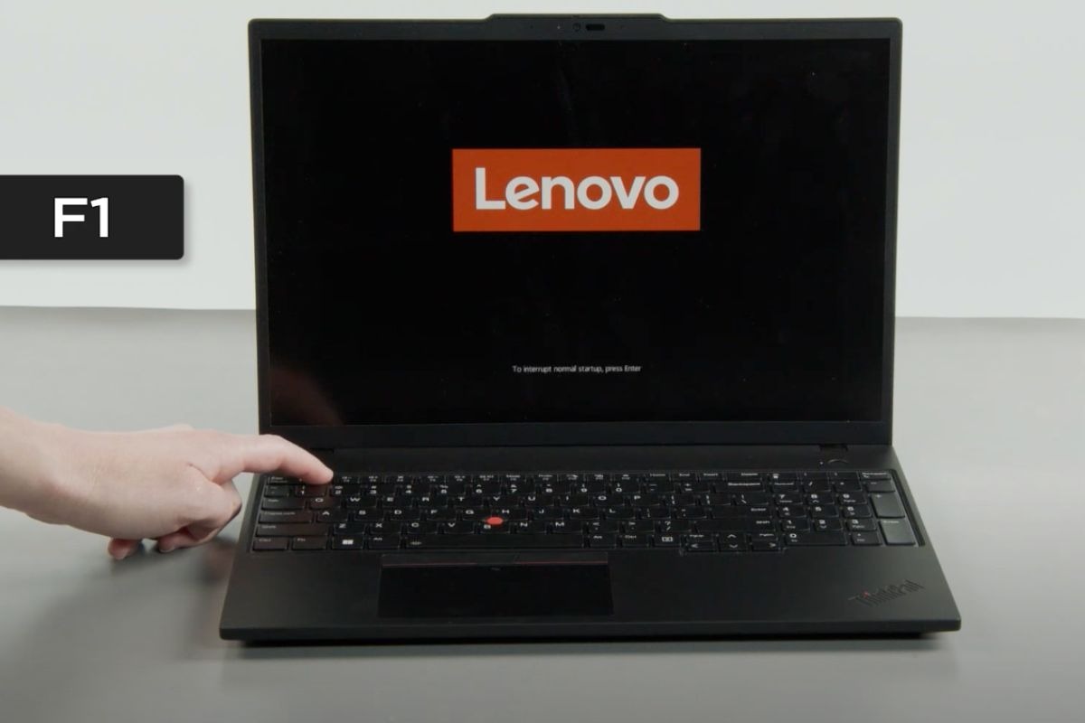 ThinkPad T16 Gen 4 đã vượt qua nhiều bài kiểm tra khắt khe và đạt chứng nhận độ bền theo tiêu chuẩn quân đội Mỹ MIL-STD-810H