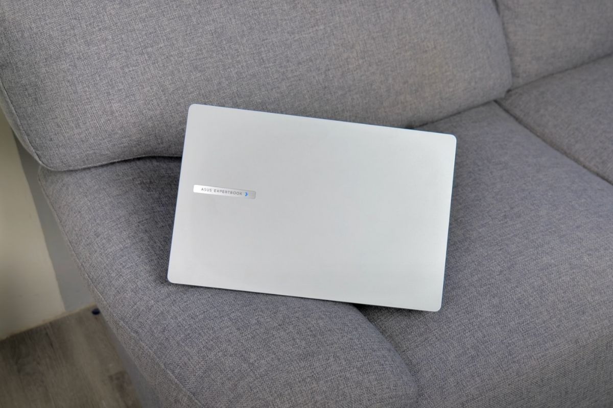 Hỗ trợ học tập và làm việc từ xa hiệu quả với loạt tính năng thông minh