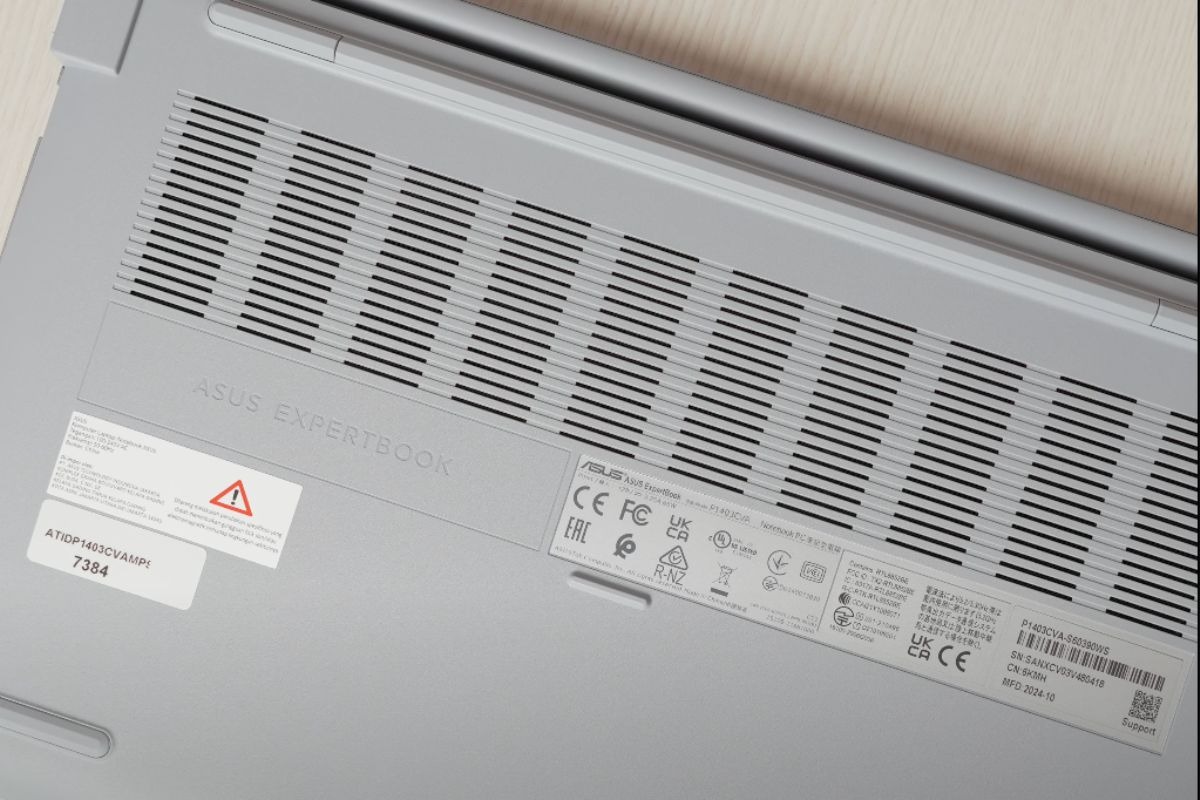 ASUS ExpertBook P1403CVA được trang bị hệ thống tản nhiệt ExpertCoo