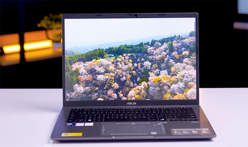 ASUS Vivobook S14 S3407CA-LY096WS - Màn hình 14 inch rộng rãi, sắc nét cho công việc