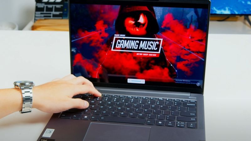 Âm thanh Lenovo Xiaoxin Pro 14IRH8 sống động, bùng nổ