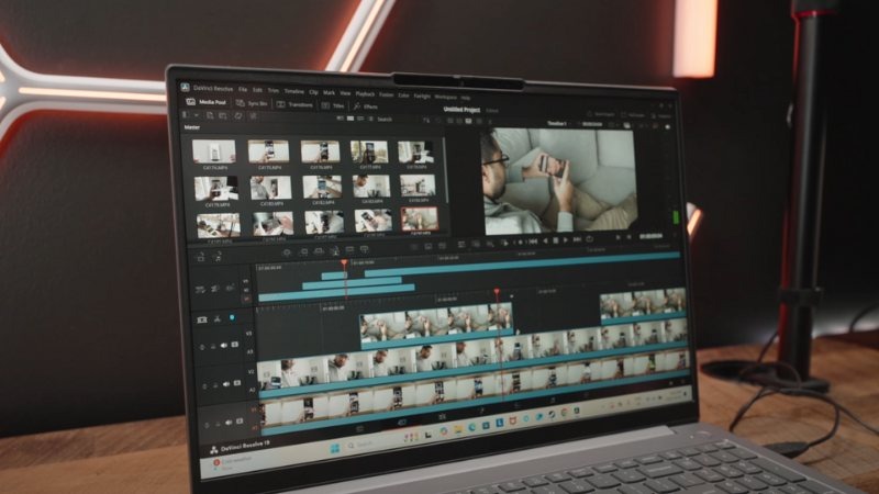 Lenovo ThinkBook 16 G8 IRL 21SH0098VN có thể edit các video nhẹ