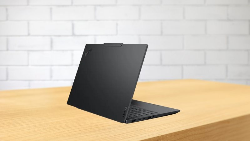 Lenovo ThinkPad E14 Gen 7 21SX0032VN có dung lượng RAM và ổ cứng lớn