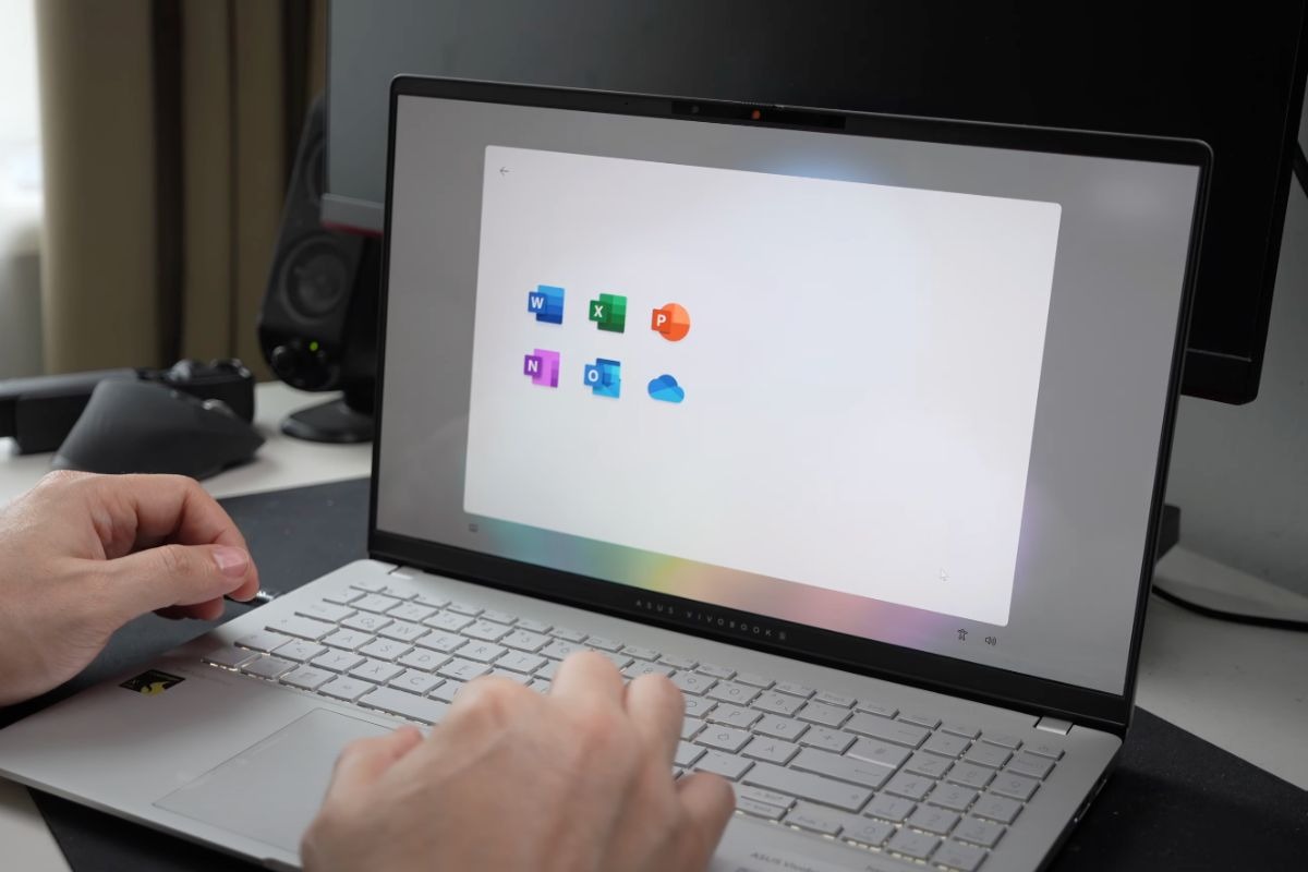 Asus Vivobook S15 S5507QA-MA090WS sở hữu hiệu năng mạnh mẽ, cân đẹp mọi tác vụ