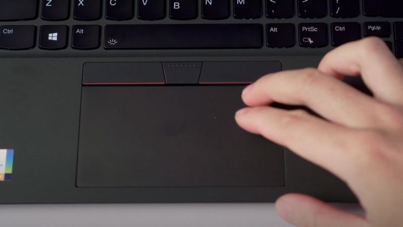 Lenovo ThinkPad T14s Gen 2 (Intel) có touchpad nhanh nhạy