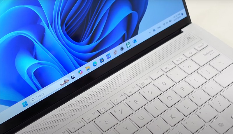 Asus Zenbook S14 OLED UX5406SA-PV140WS - Hệ thống tản nhiệt IceCool hoạt động êm ái, giữ máy luôn mát