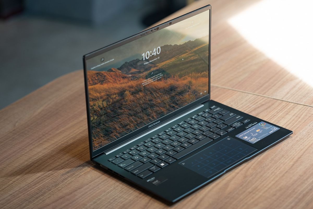 Thời lượng pin bền bỉ và được trang bị công nghệ sạc nhanh