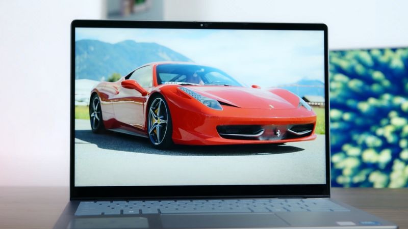 Dell Inspiron 14 7440 2 in 1 N4I5006W1 phù hợp cho dân văn phòng, sinh viên