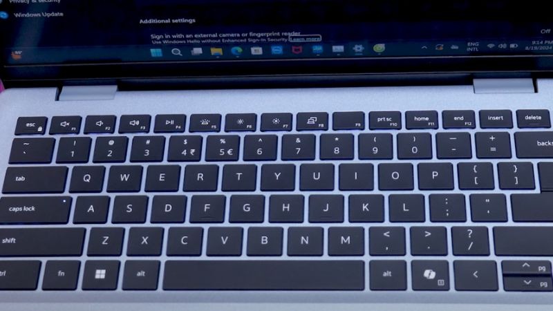 Dell Inspiron 5440 7FN5J trang bị bàn phím có độ nảy tốt