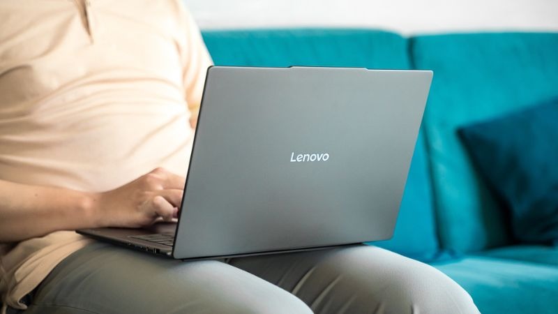 Lenovo Yoga Pro 7 14ASP9 83HN0022VN có viên pin lớn, đáp ứng mọi nhu cầu sử dụng