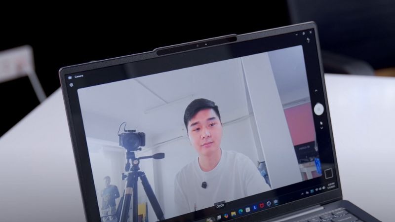 Lenovo Yoga Slim 7i 2025 có webcam sắc nét