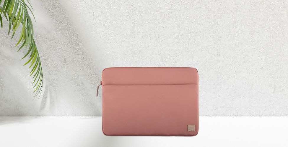 Túi chống sốc UNIQ Vienna có lớp đệm mềm mại