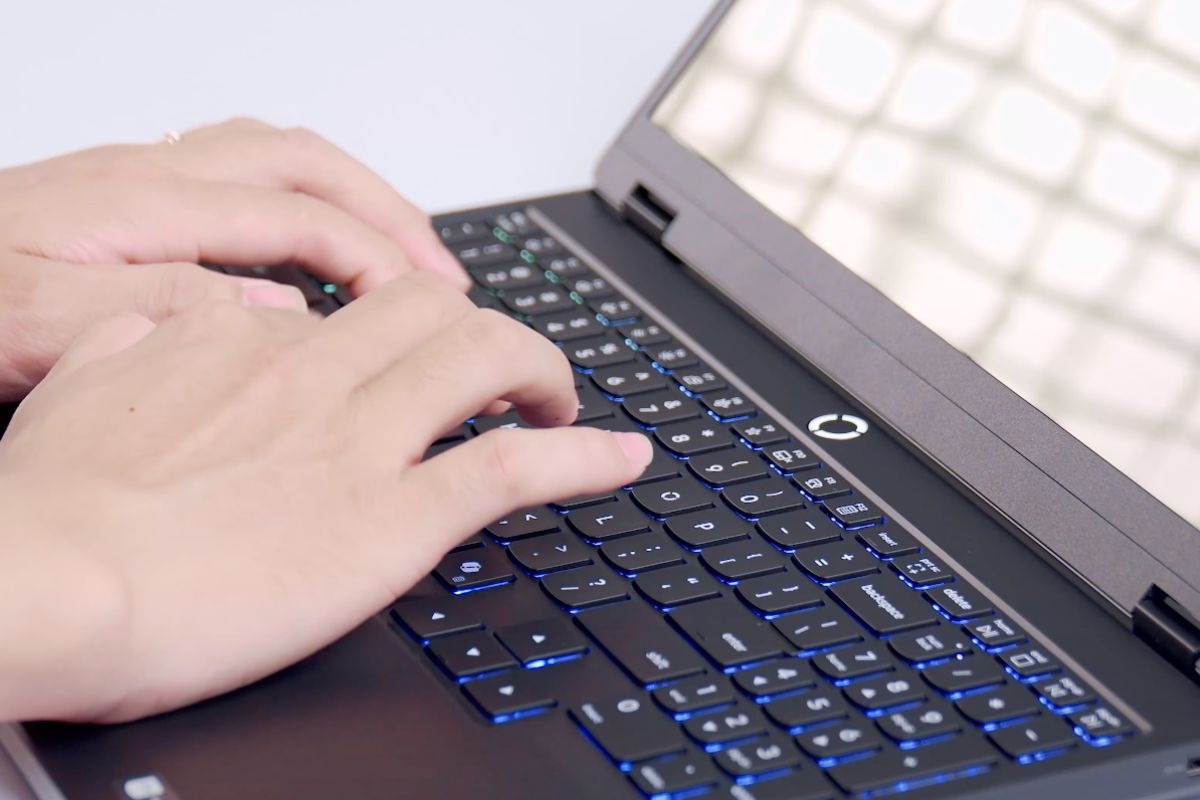 Bàn phím RGB 24-Zone – Tùy biến phong cách cá nhân