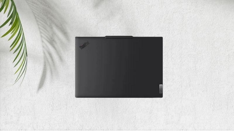 Thiết kế Lenovo ThinkPad T14s Gen 6 21R10003VA mỏng nhẹ, tiện lợi di chuyển mọi nơi