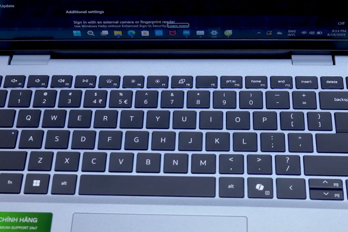 Trải nghiệm về bàn phím và touchpad trên Dell Inspiron 14 5440