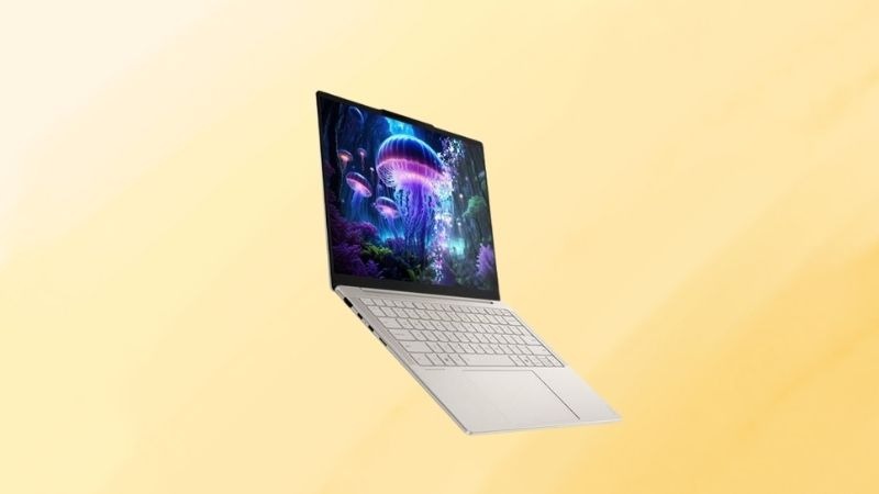 Bàn phím Lenovo Yoga Slim 7 14ILL10 83JX0081VN có độ nảy tốt, kích thước touchpad rộng rãi