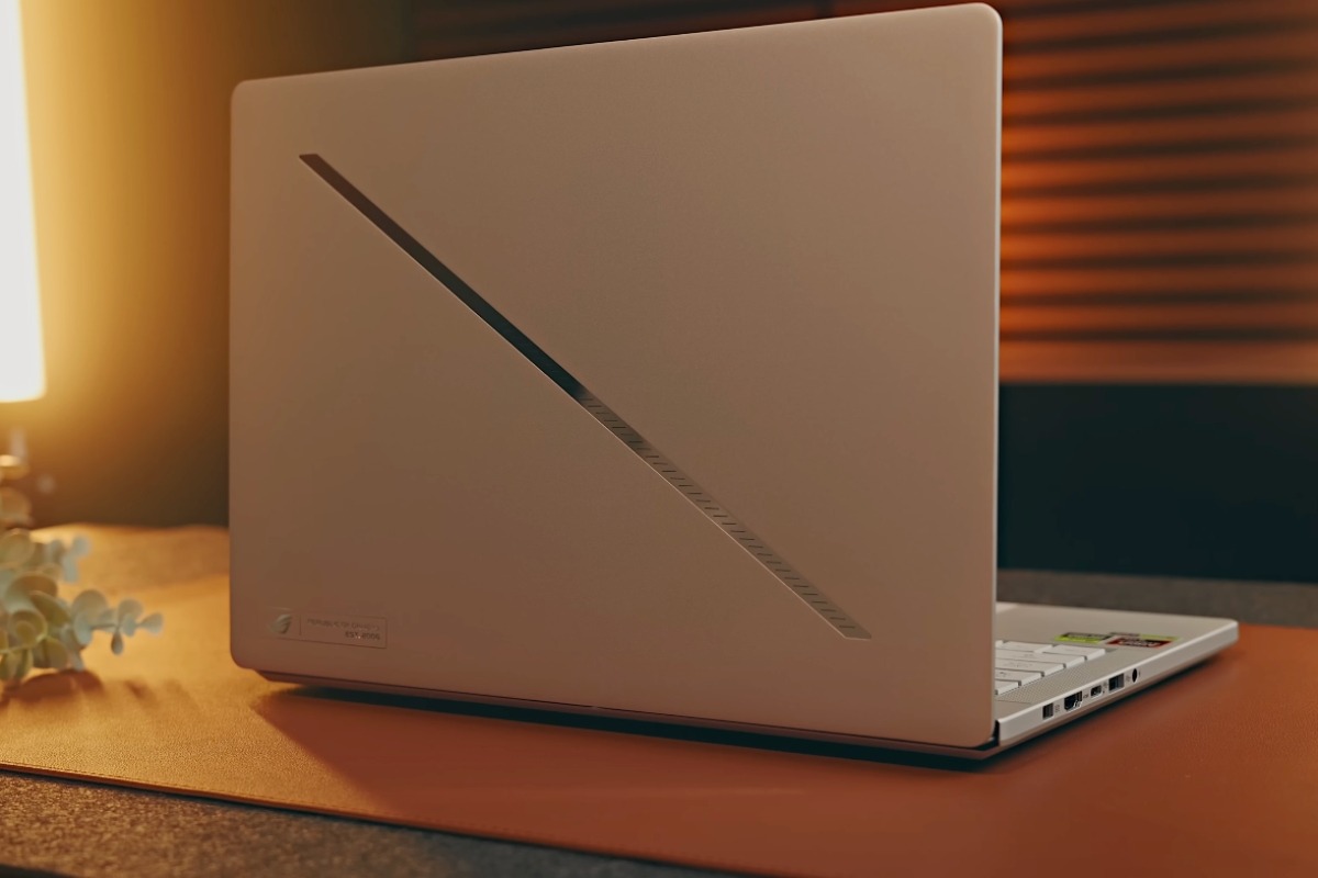 Asus ROG Zephyrus G14 2025 có trọng lượng 1.57kg