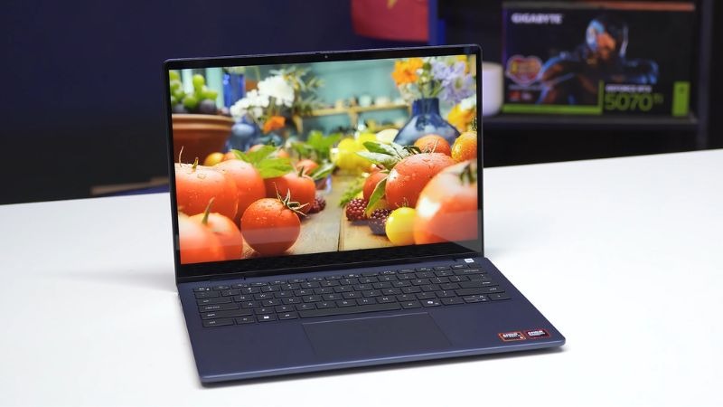 Dell 14 Plus 2 in 1 DB04255 - Dung lượng lưu trữ lớn