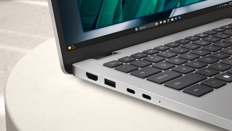 Dell Pro 13 Plus PB13255 tích hợp đầy đủ cổng kết nối hiện đại