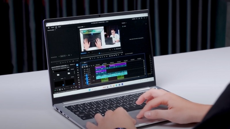 Lenovo Lecoo N155C có thời gian làm việc đến 8 giờ