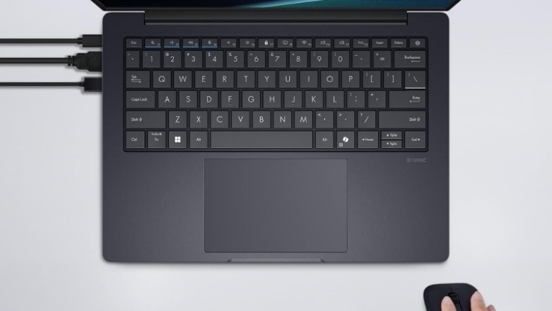 Asus ExpertBook B3405CCA-LY0077W có ổ cứng và RAM lớn đa nhiệm mượt mà