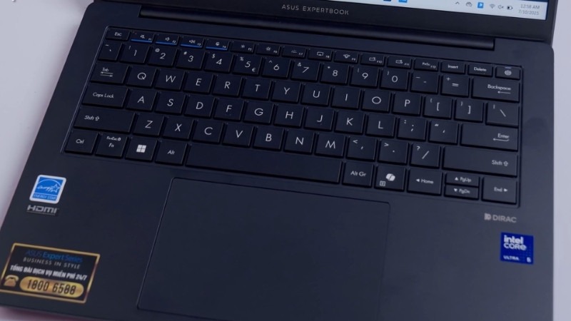Bàn phím Asus ExpertBook B3405CCA-LY0077W có phím Copilot