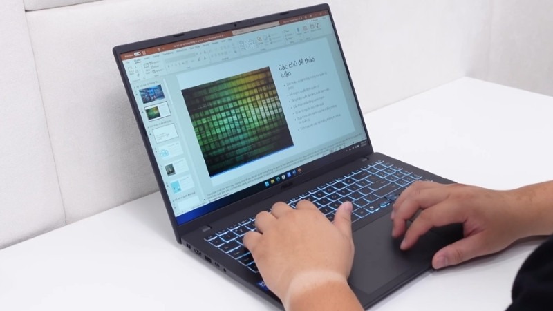 ASUS Gaming V16 V3607VU-RP190W đa nhiệm mượt mà