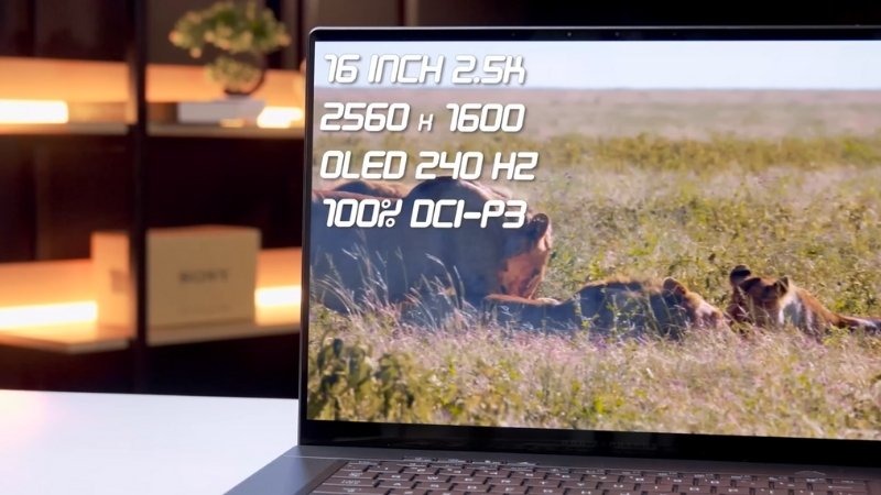 Màn hình Asus ROG Zephyrus G16 GU605CX-QR147W 16-inch OLED 2.5K 240Hz