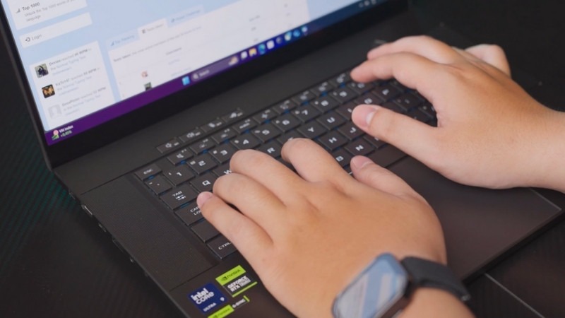 Asus ROG Zephyrus G16 GU605CX-QR147W có bảo mật thông minh