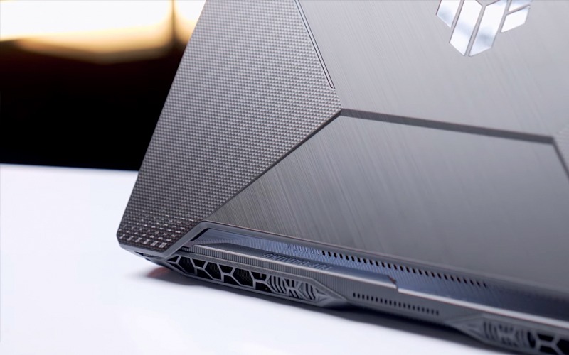 ASUS TUF Gaming A15 FA506NC-HN011W - Thiết kế bền bỉ chuẩn quân đội và khối lượng 2.3kg