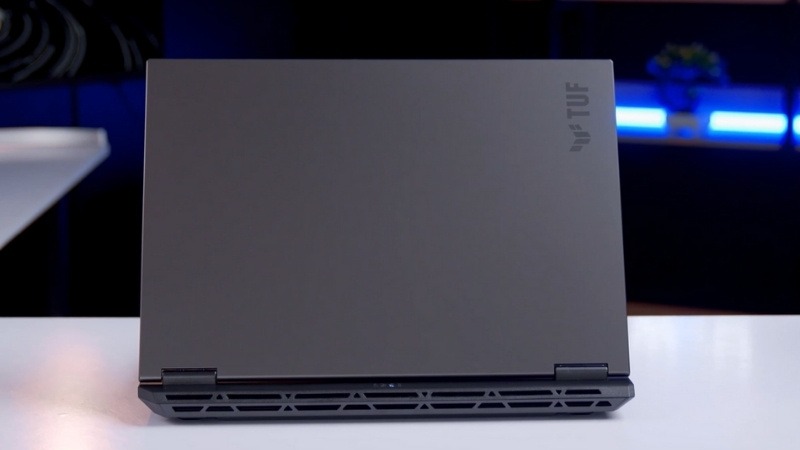 Thiết kế ASUS TUF Gaming F16 FX608JPR-RV044W hầm hố, chuẩn game thủ