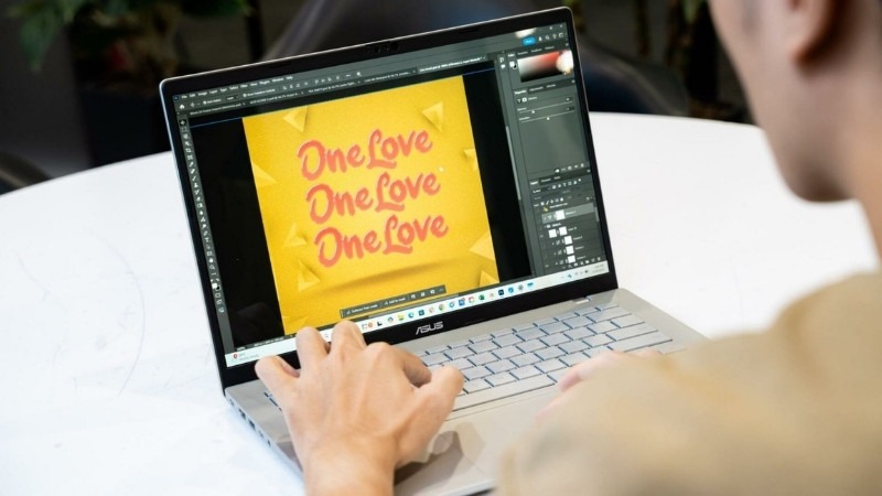 Asus Vivobook S14 M3407KA-SF034WS có thể nóng máy khi đa nhiệm