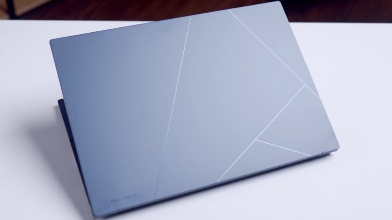 Thiết kế ASUS Zenbook 14 UX3405CA-PZ188WS tinh tế