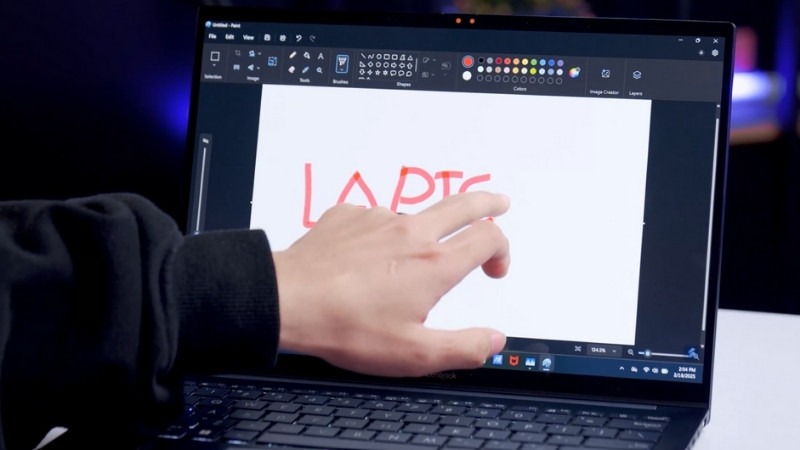 Màn hình ASUS Zenbook 14 UX3405CA-PZ188WS hỗ trợ cảm ứng