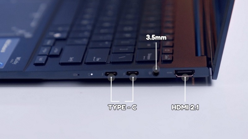ASUS Zenbook 14 UX3405CA-PZ188WS tích hợp đầy đủ cổng kết nối