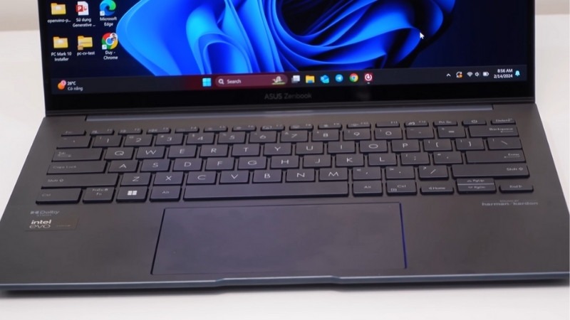 Bàn phím ASUS Zenbook 14 UX3405CA-PZ188WS có đèn nền