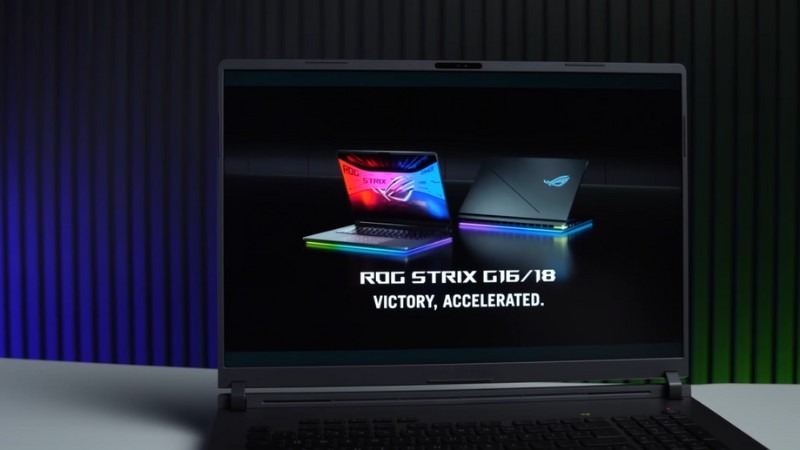 ASUS ROG Strix G18 G815LR-S9211W có không gian lưu trữ rộng rãi
