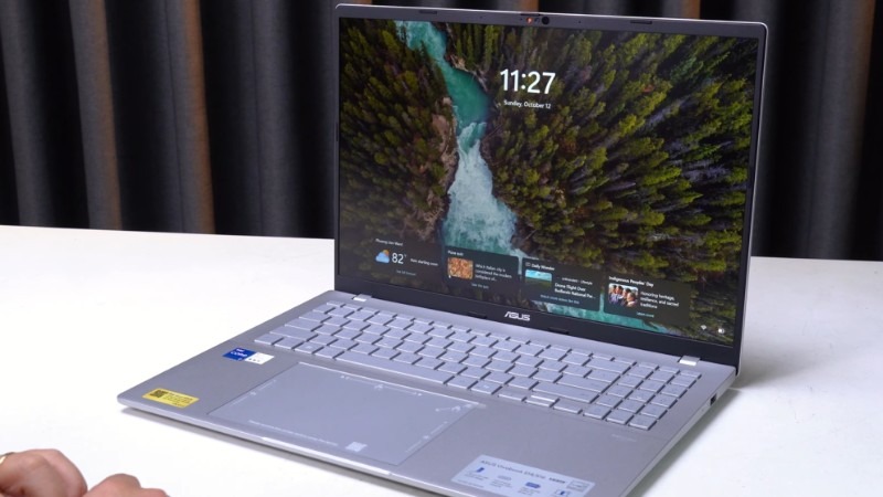 Asus Vivobook S16 S3607VA-RP056WS có không gian lưu trữ rộng rãi