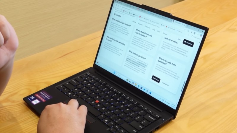 Lenovo ThinkPad E14 Gen 7 21SX0031VN cho thời gian làm việc 6 - 7 tiếng