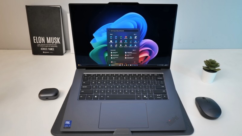 Lenovo ThinkPad X9-15 Gen 1 21Q60055VN được cài sẵn Windows 11 Pro