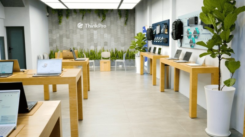 Lenovo V15 G5 IRL 83HF00BRVA giá tốt tại ThinkPro