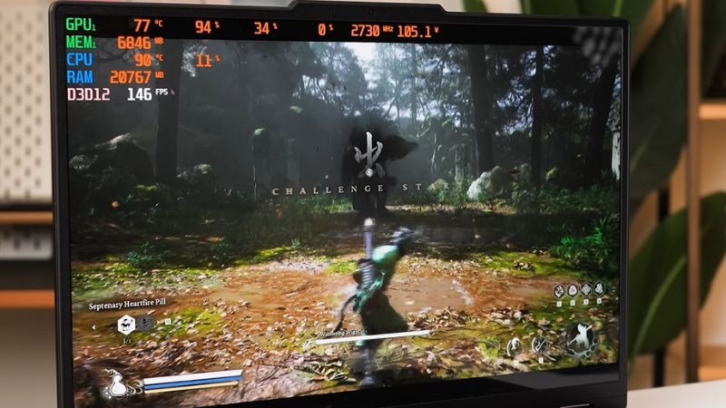 Lenovo Legion Pro 5 16IAX10 83F3002GVN trang bị Intel Ultra 9 275HX