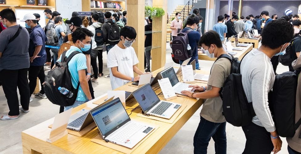 Chọn mua Lenovo V15 G5 IRL 83HF00BVVN