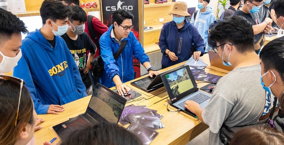 Chọn mua Lenovo ThinkBook 14 G8 IRL 21SG007TVN