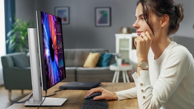 Thiết kế Dell UltraSharp U2724DE hiện đại, sang trọng chuẩn UltraSharp