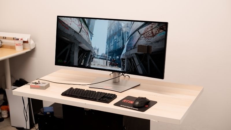 Dell UltraSharp U3425WE có chất lượng hiển thị vượt trội với tấm nền IPS Black