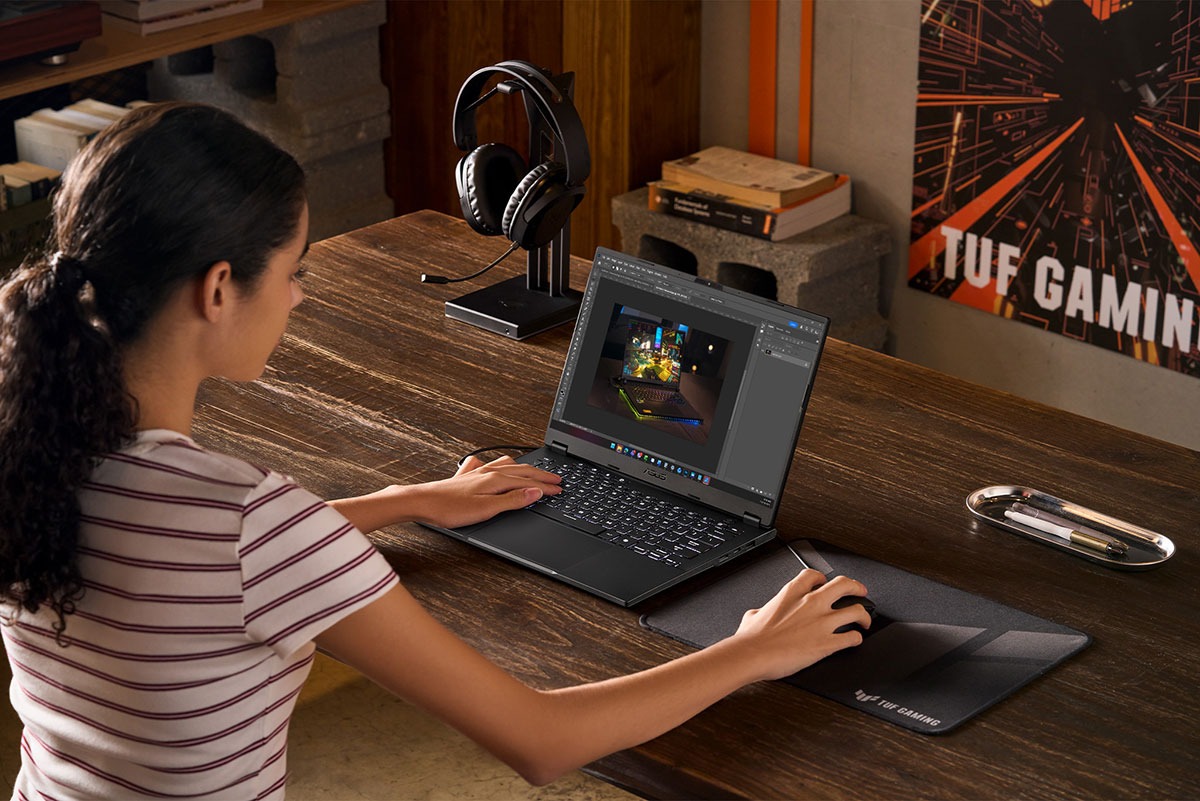 ROG Zephyrus G14/G16 và TUF Gaming A14 laptop gaming mỏng nhẹ
