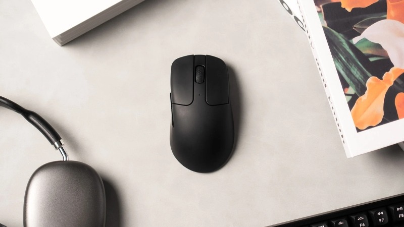 Cảm biến PixArt 3395 nhạy bén, mọi thao tác đều chuẩn xác đến 26000 DPI. - Chuột không dây Keychron M2 Mini