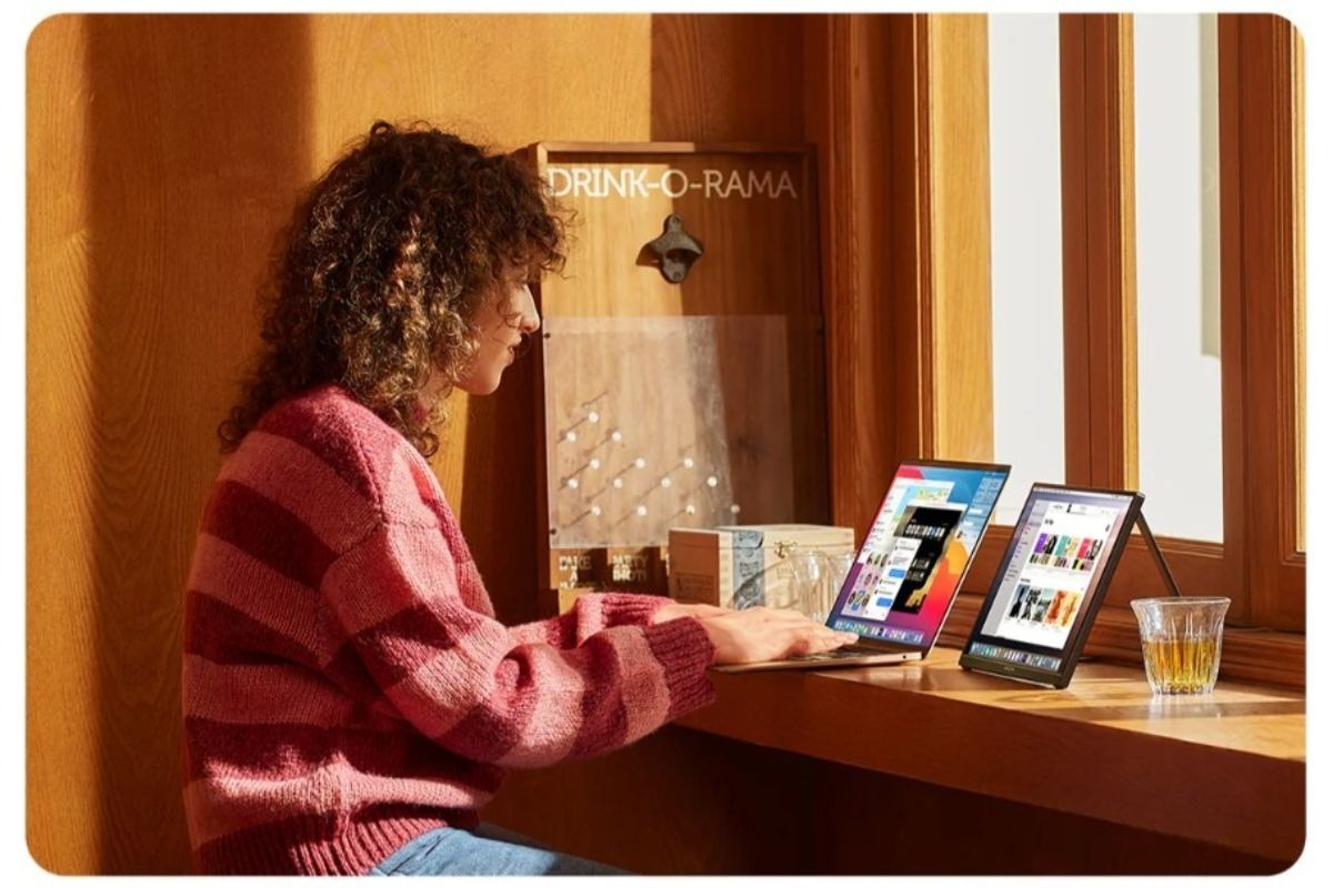 Màn hình di động ARZOPA A1 15.6 inch giúp bạn mở rộng không gian làm việc nhanh chóng, tiện lợi